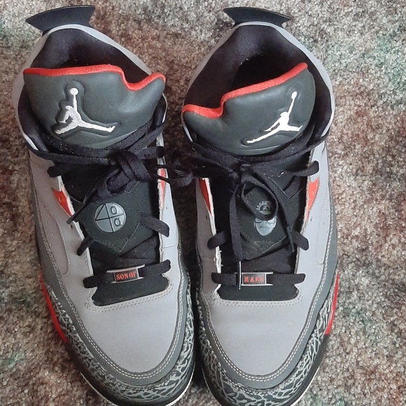 Air Jordan Son of Mars size 12 shoes - Picture 2 of 3